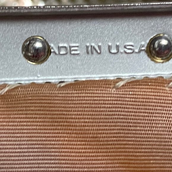 Vintage Whiting & Davis Co. Regency Mesh Kiss Lock Purse Castlecore Clut… - Picture 7 of 9